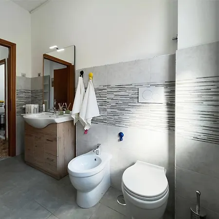 Apartment La Casa Di Edy - Metro Malatesta Rome