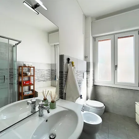 La Casa Di Edy - Metro Malatesta Рим