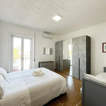 Apartment La Casa Di Edy - Metro Malatesta *